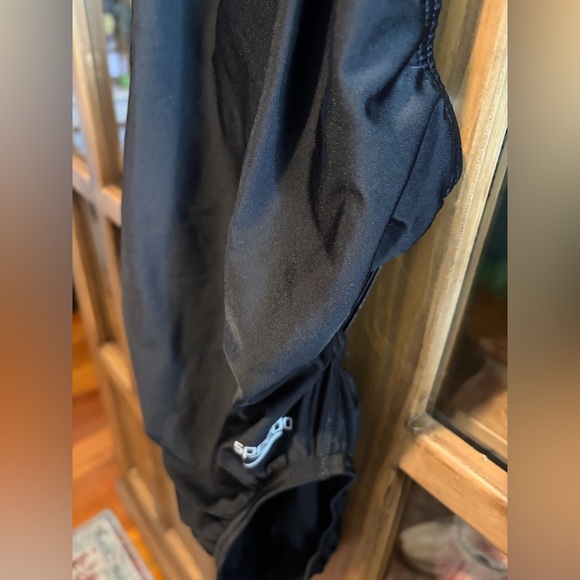 Speedo Team' Black One-Piece Swimsuit 6/32 NWT - Picture 4 of 5